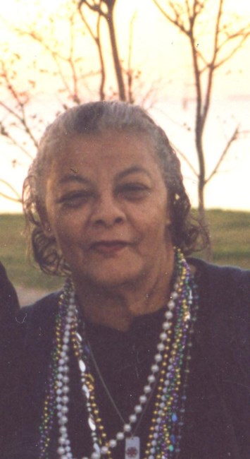 Obituary of Suzanne "Dolly" Andrade