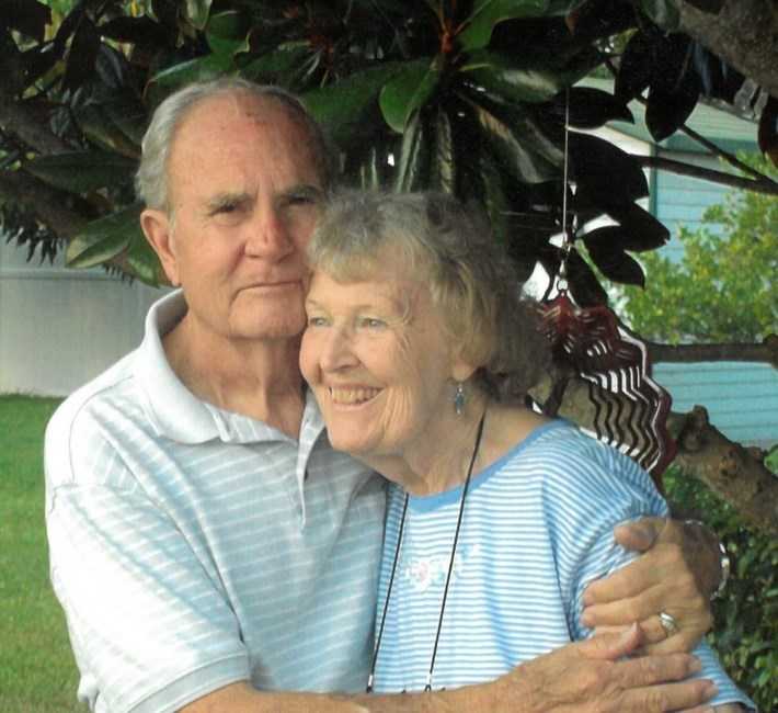 Obituary of Joyce Elaine Molnar