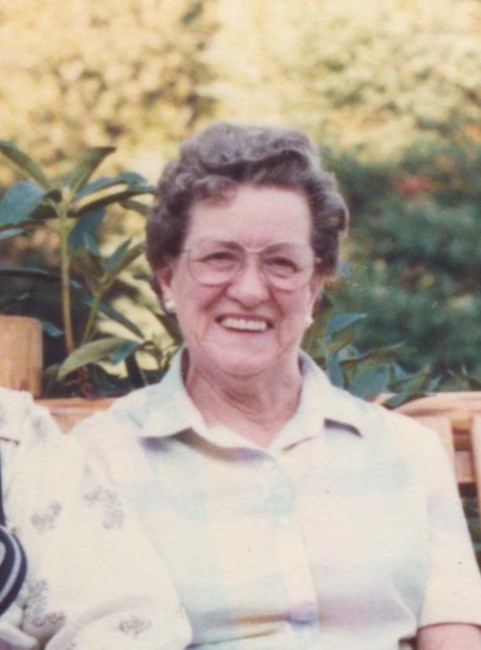 Obituario de Ina E. Davis