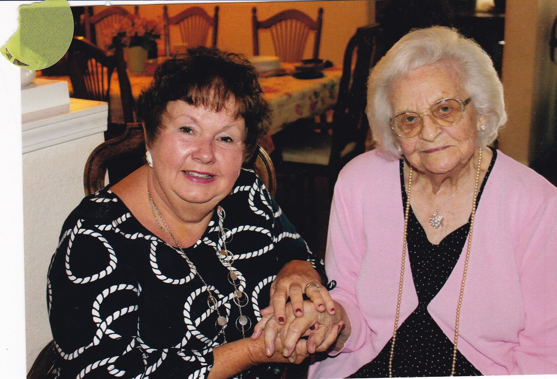 Obituary of Amelia Mae (Brown) Hazelwood