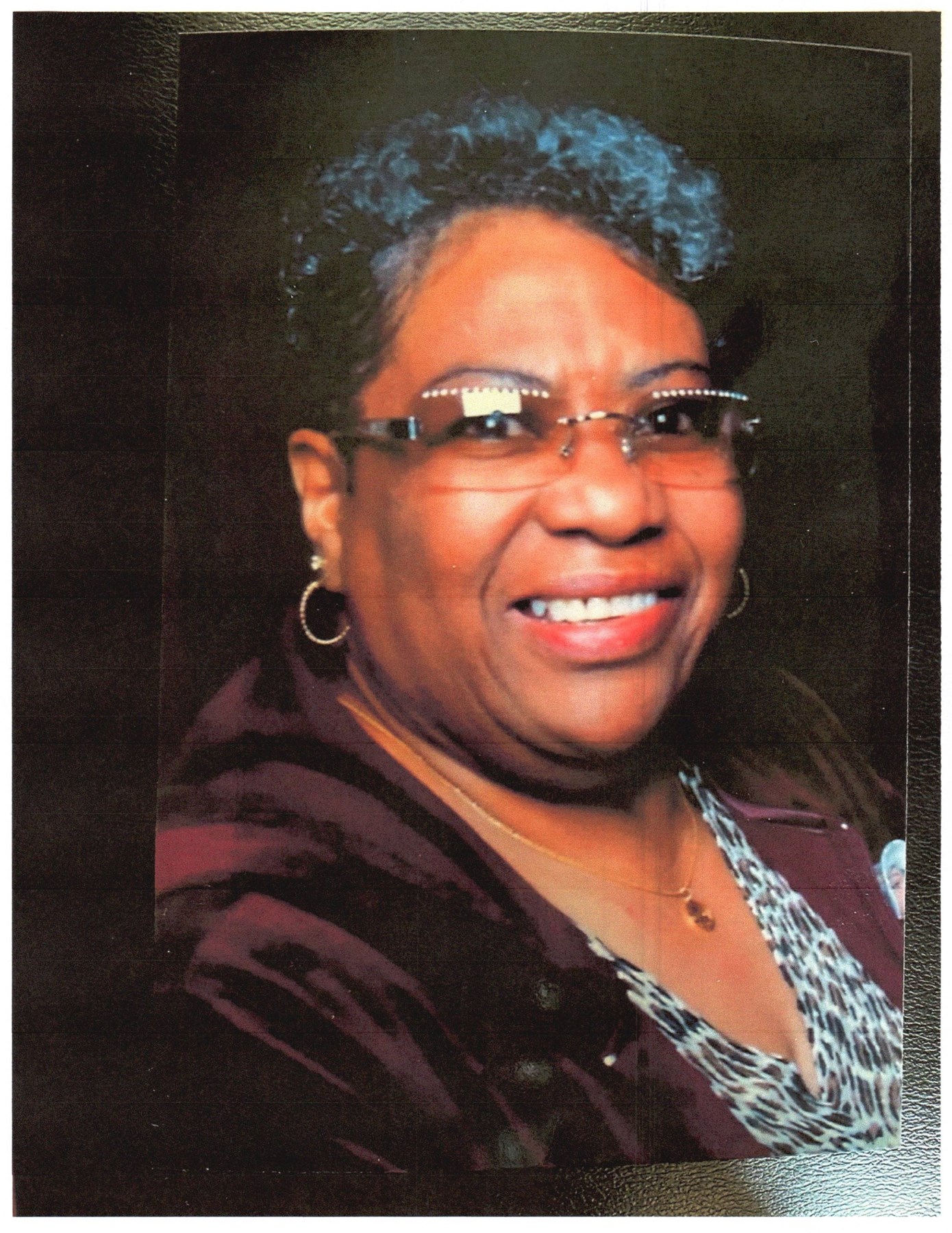 Obituary of Gloria L Moy