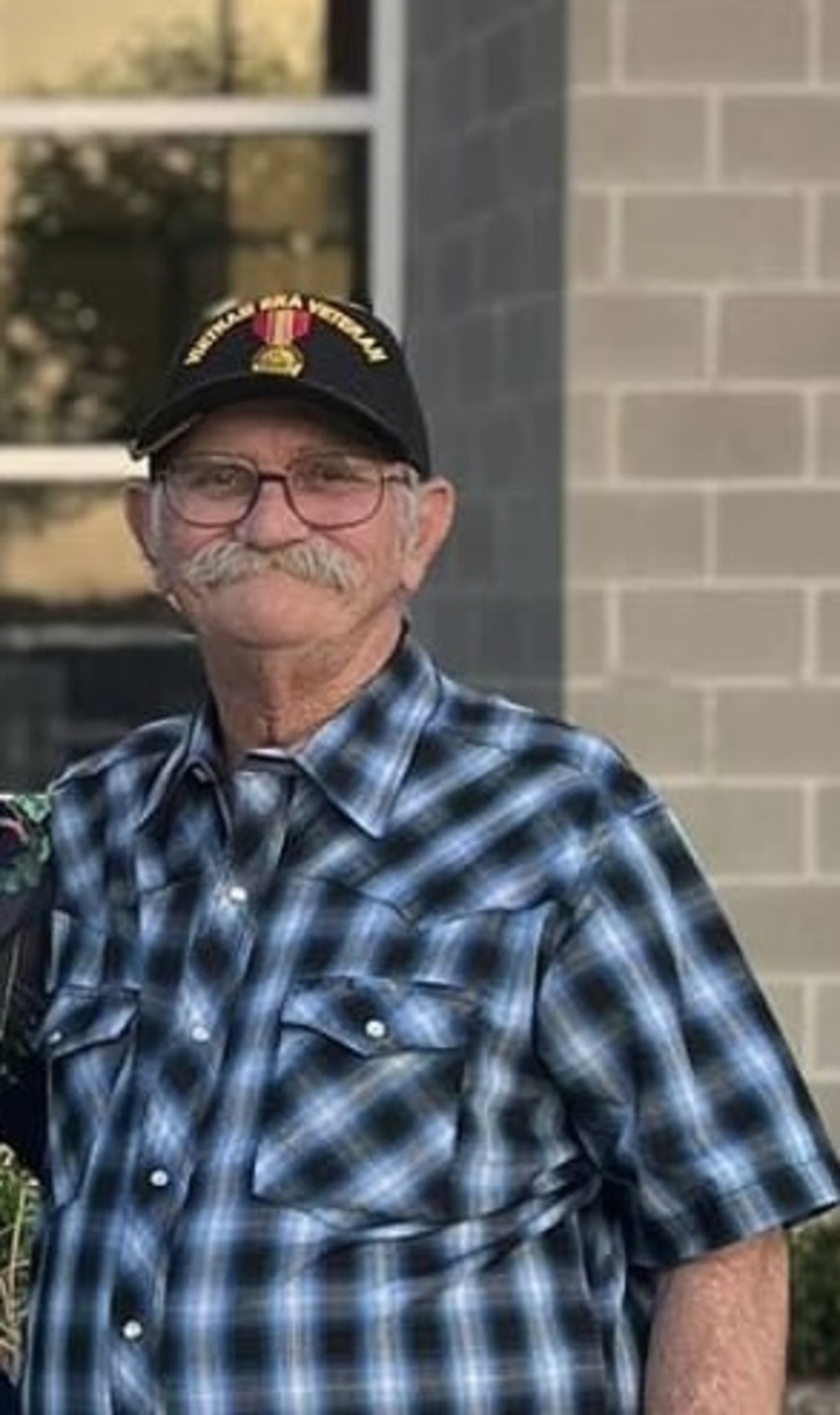 Obituario de David Randall Hove