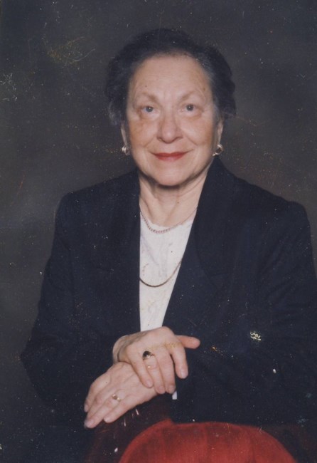 Obituary of Lola Leveris