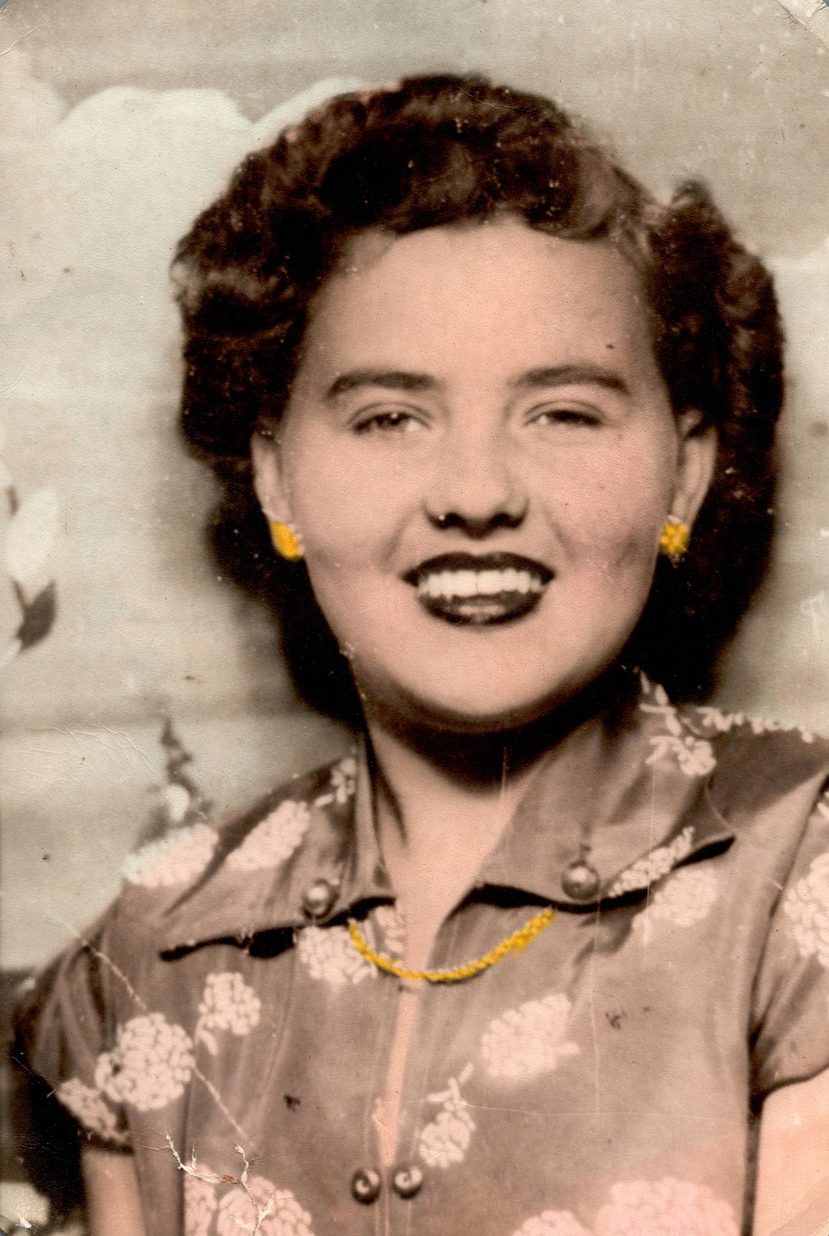 Obituary of Helen Mae Elder