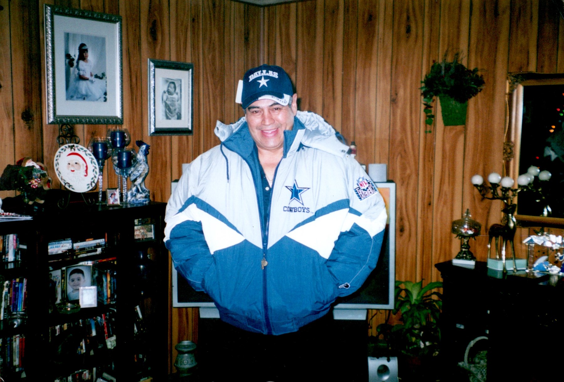 Obituary of Efrain Saenz Suarez