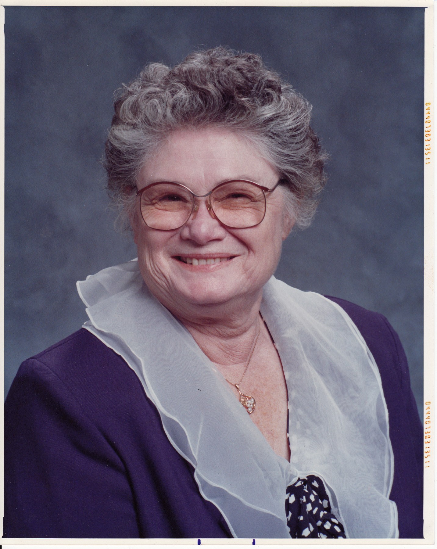 Obituary of Gladys Bell White