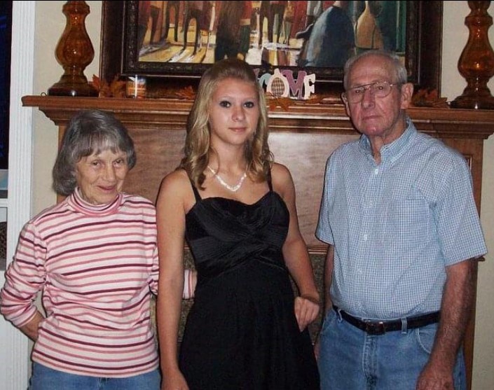 Obituary of Barbara Naquin Comeaux