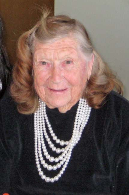 Obituario de Eileen Mary Farquharson