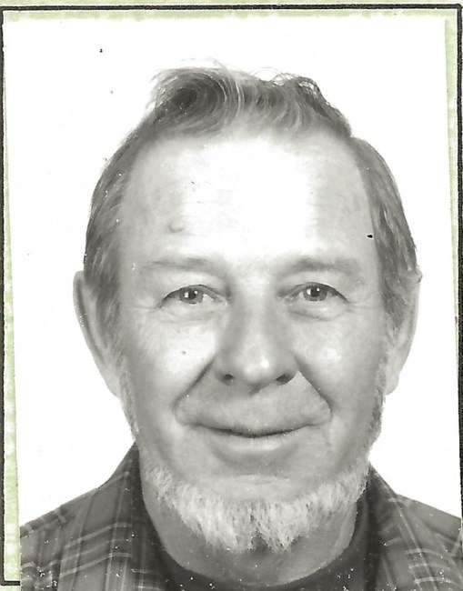 Obituary of Harold J Robb