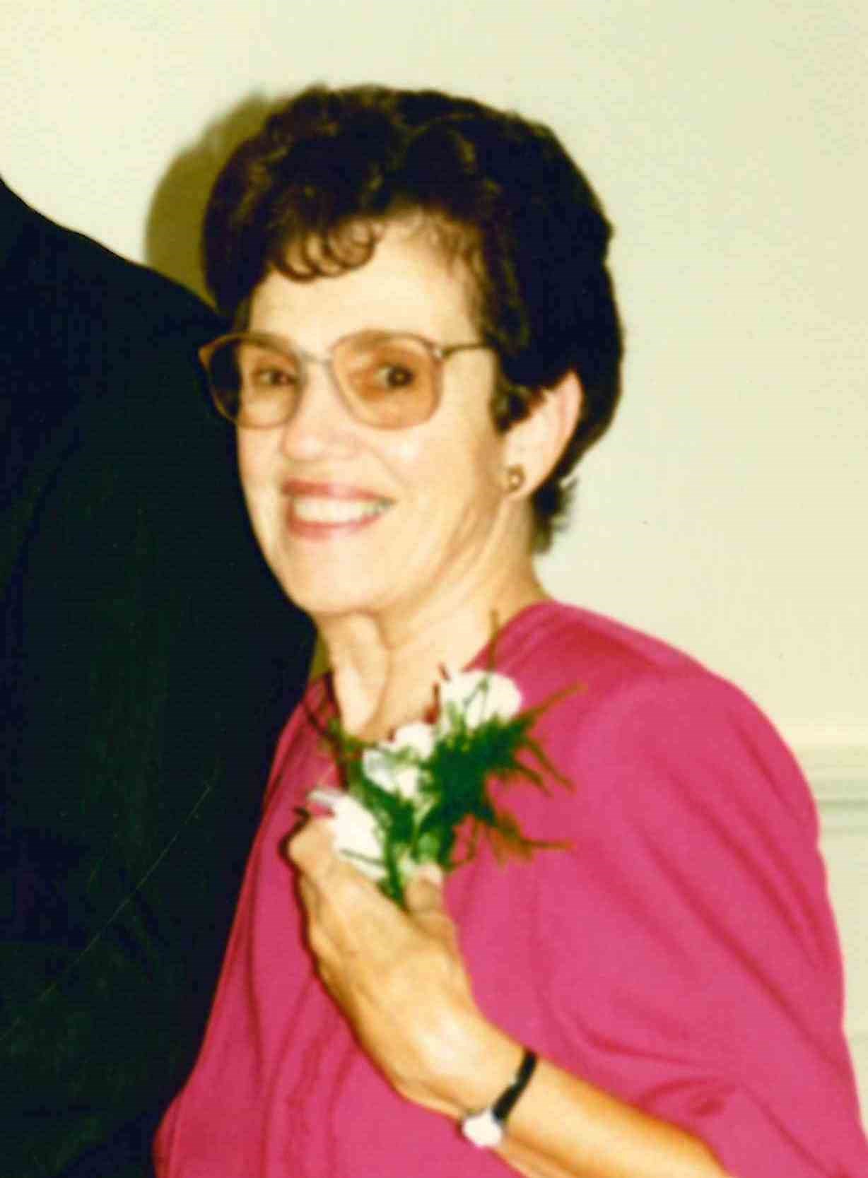Obituary of Dorothy Flores