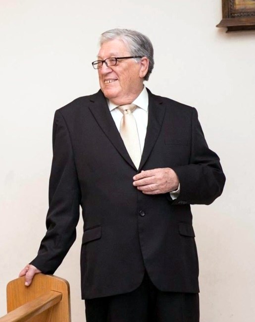 Obituary of Luis "Charlie" Carlos Vasquez