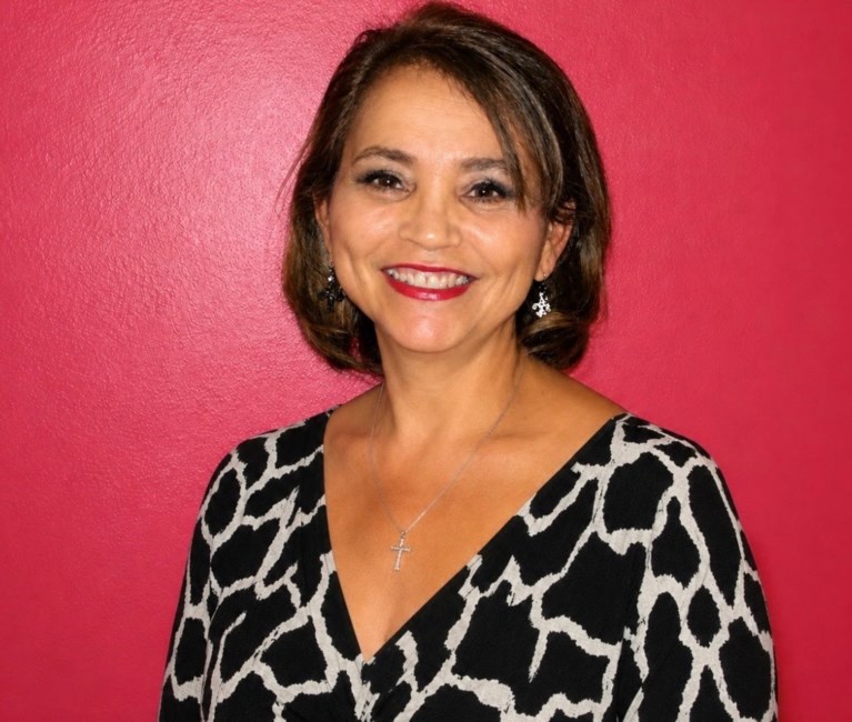 Obituary of Diana Alvear