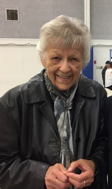 Obituary of Alice Joyce Lloyd