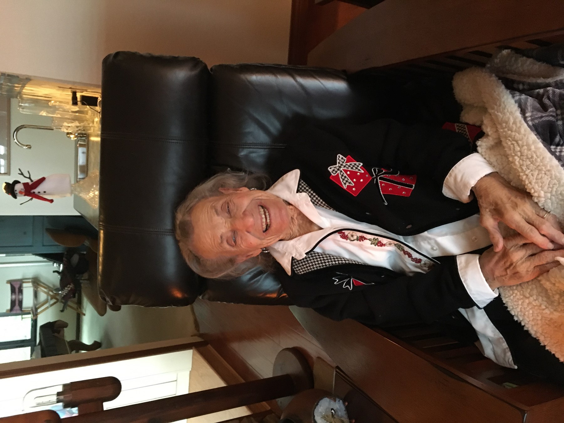 Obituary of Carmela DeOliveira