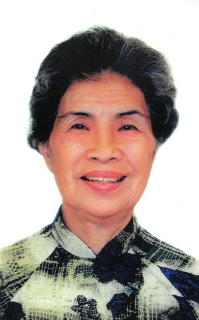 Obituary of Tu Thi Huynh