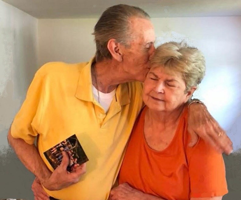 Obituary of Glenn and Helen Wyatt