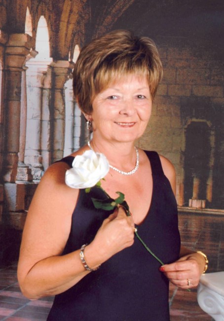 Obituario de Mrs. Sandy Kosonic Allen