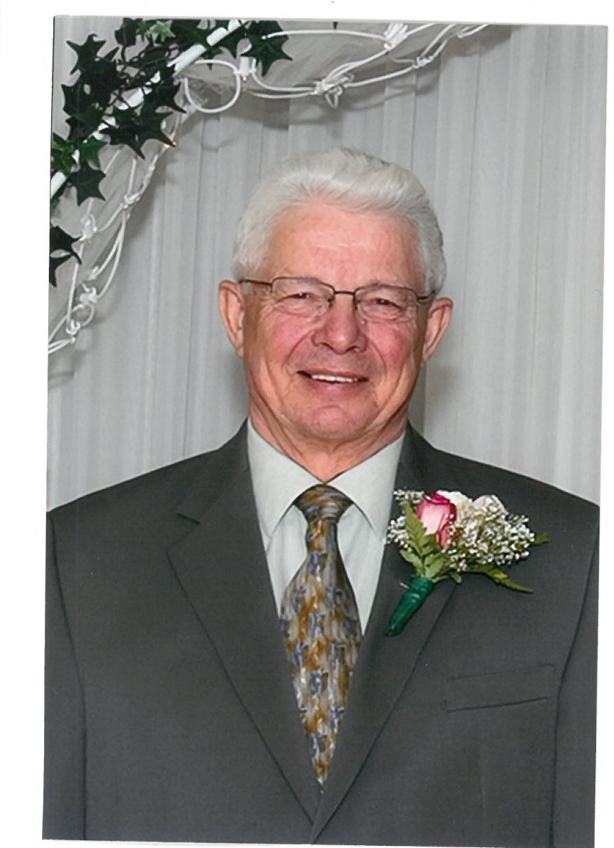 Obituary of Alex Dowhaniuk