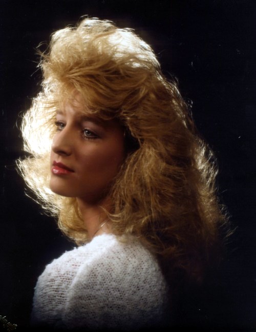 Obituary of Julie Anne Galloway Hall