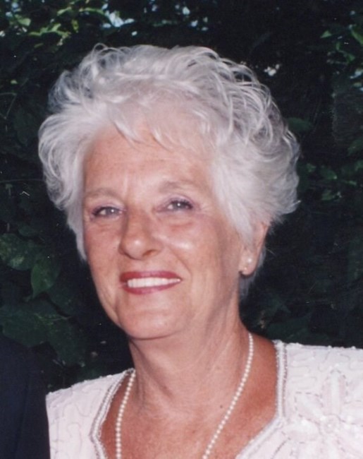 Obituary of Phyllis L. Woods Carr