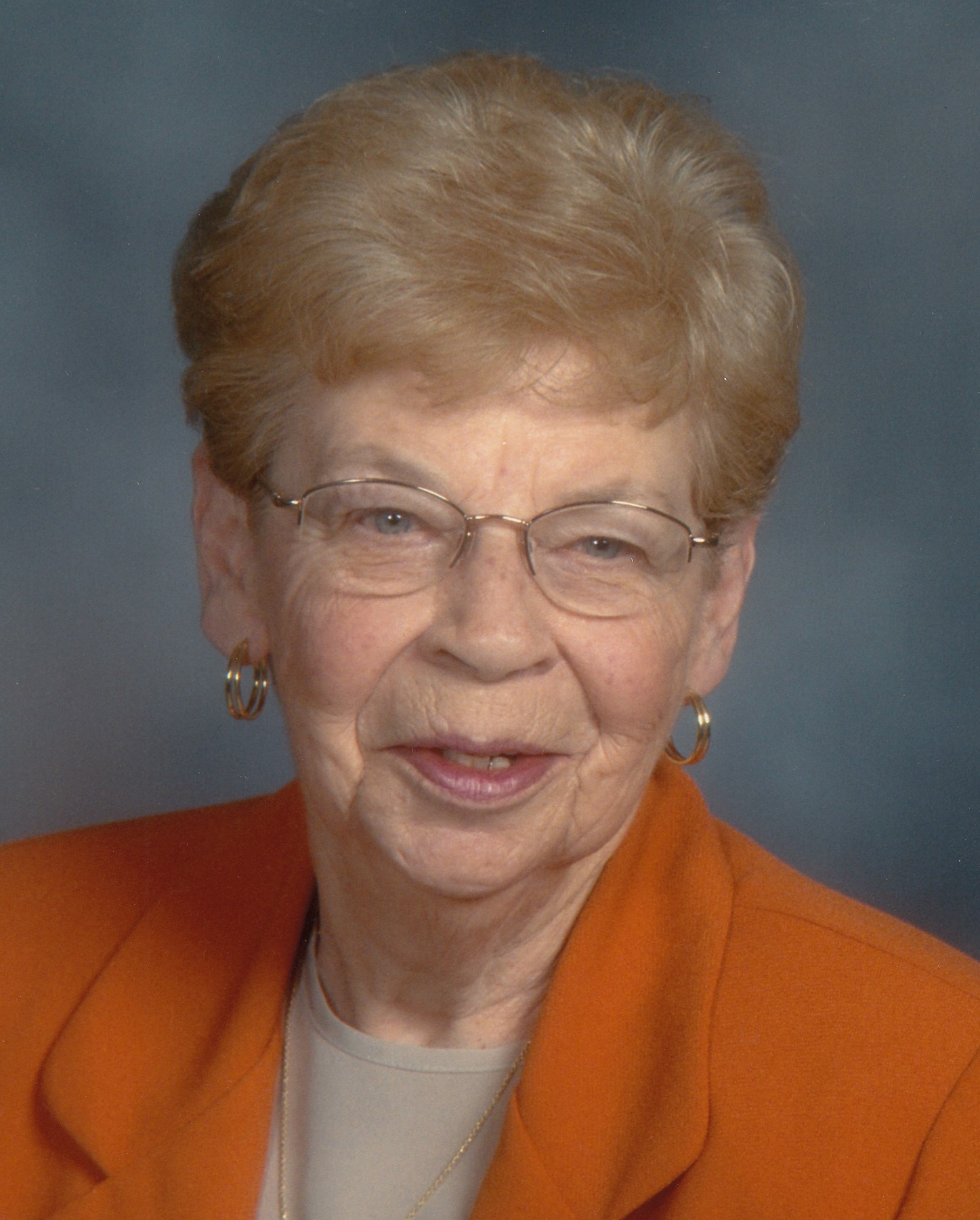 Obituary of Phyllis Kathleen Halstead