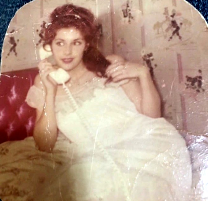 Obituary of Phyllis Saretta