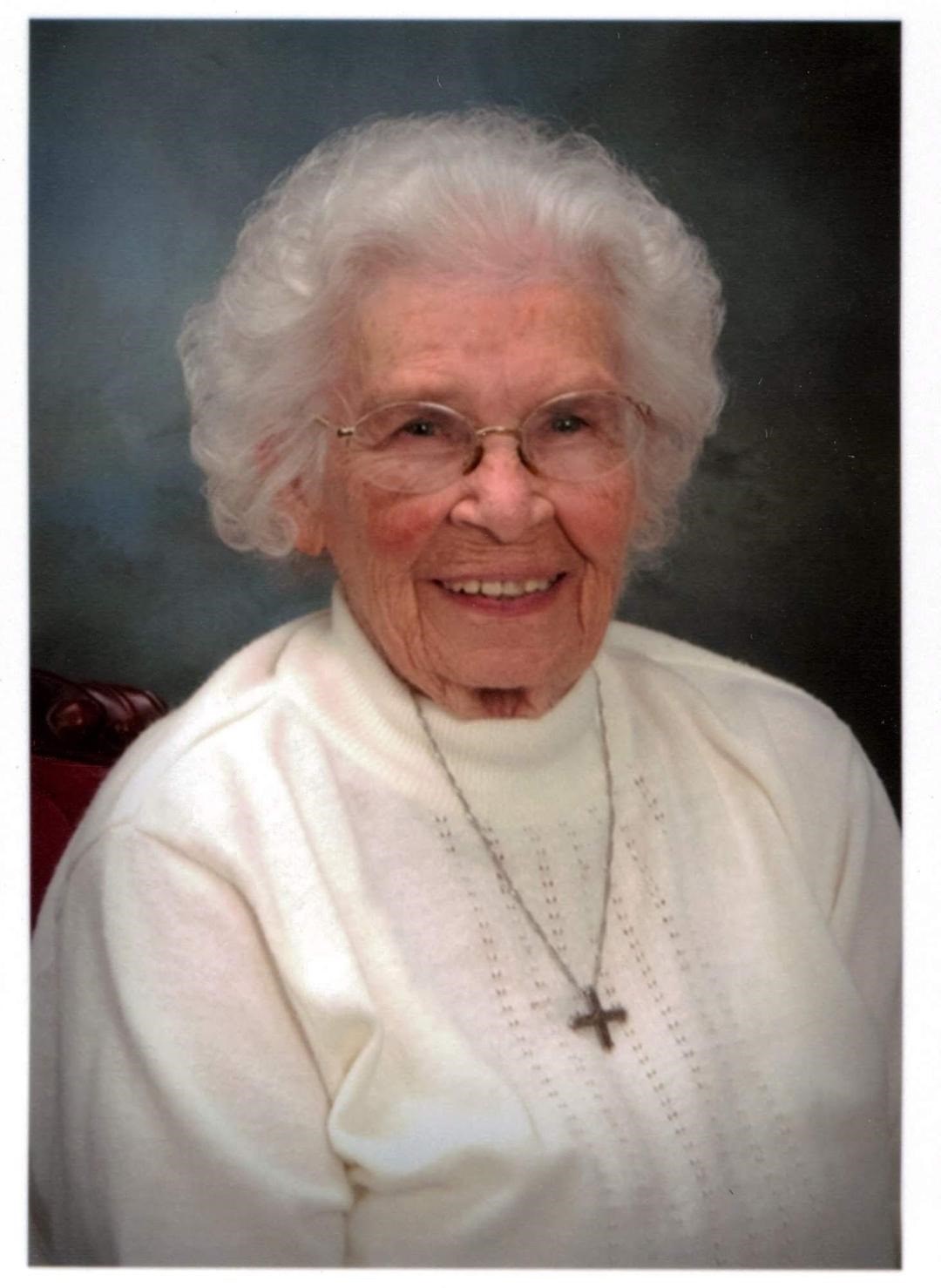 Obituary of Betty Y LaRoche