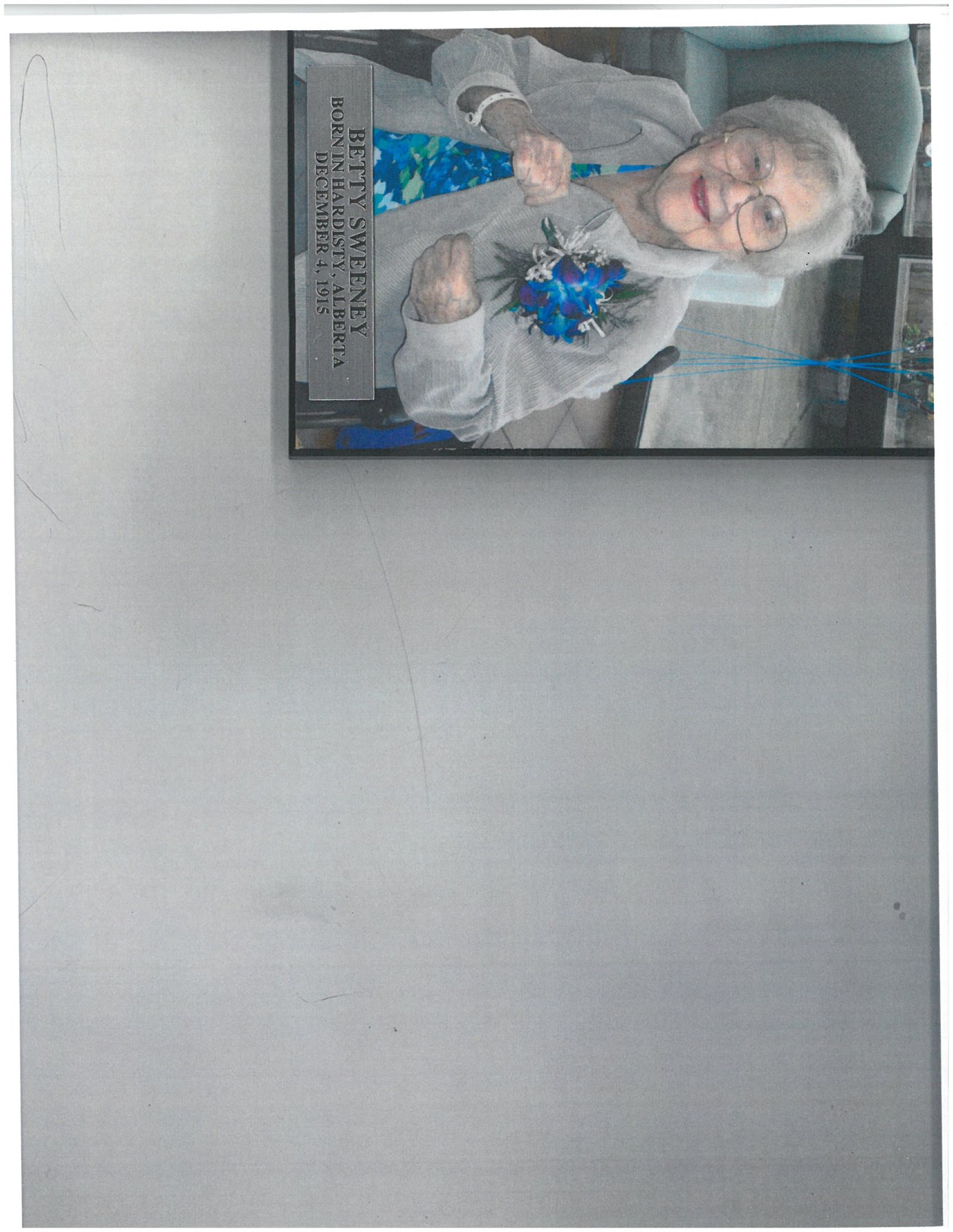 Avis de décès de Mrs. Betty Earsden Sweeney