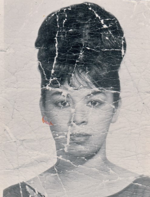 Obituary of Gloria Flores Chavez