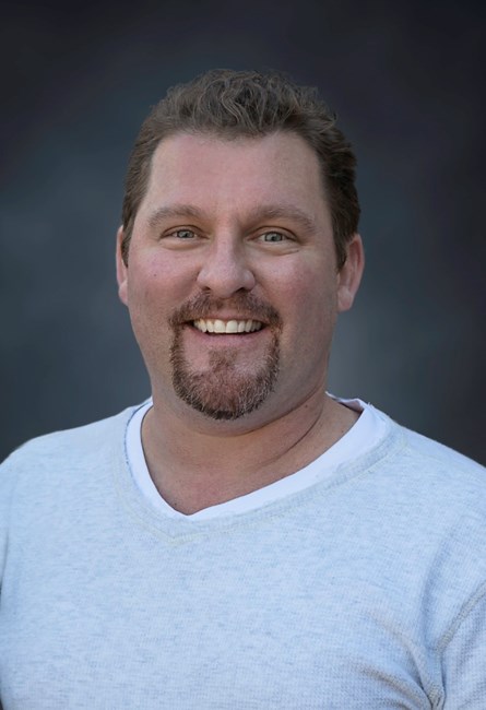 Obituario de Daniel Ward Whisenand