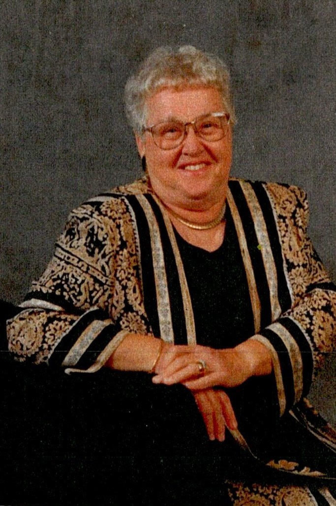 Obituary of Esther Mae Dumke