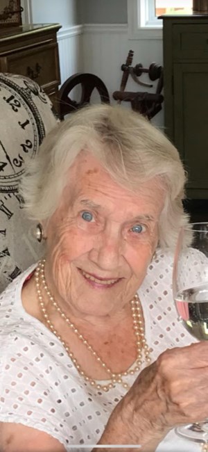 Obituary of Muriel Elizabeth May Pettit