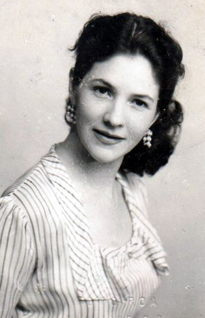 Obituary of Arabella Esperanza Arroyo de Neubauer