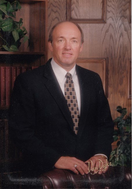 Obituary of Roy Lige Howell