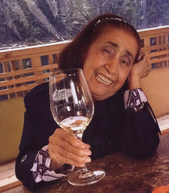 Obituary of Minerva Bernal