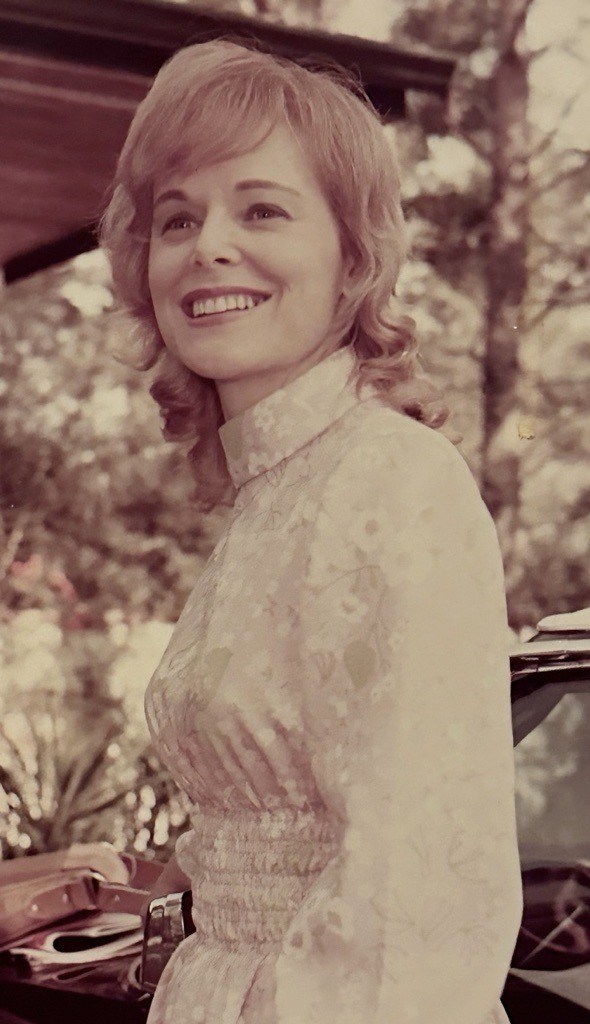 Obituary of Gwendolyn Steele Jones