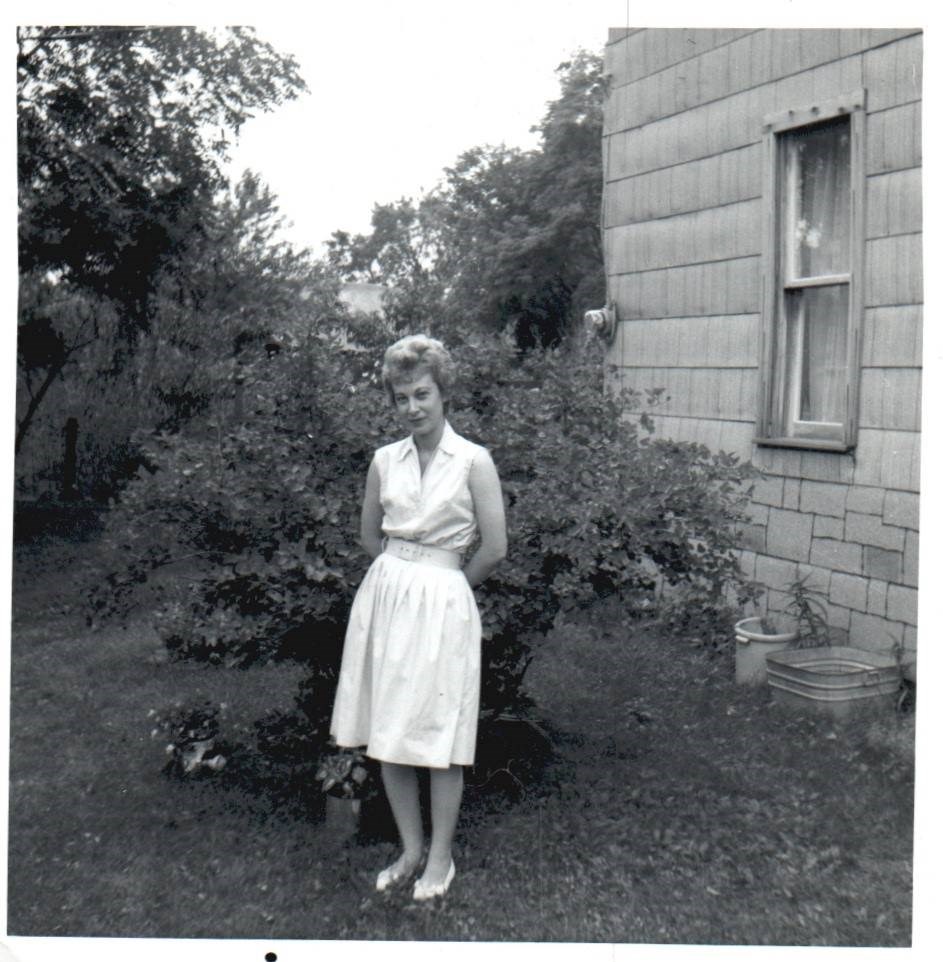 Obituario de Anna May Thomas