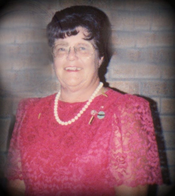 Obituary of Velta Evelyn Lawlis Tischhauser
