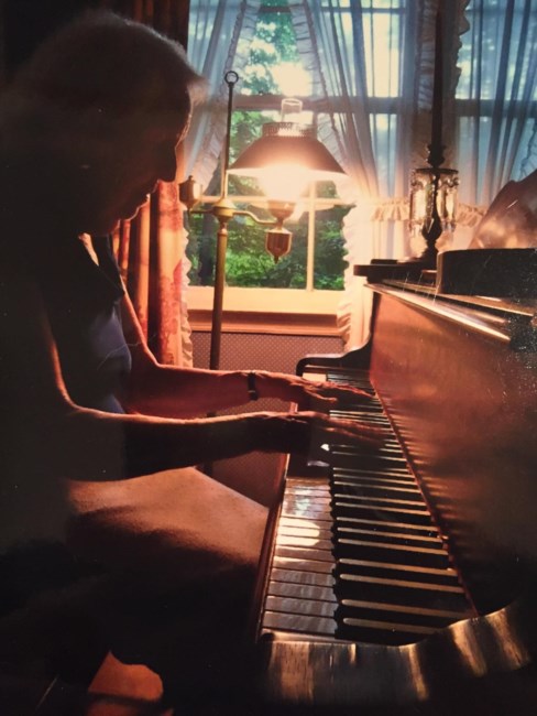 Obituary of Lois H. Mauriello