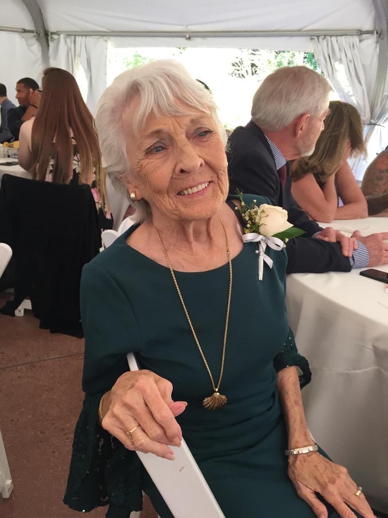 Obituary of Carol Jane Curtis