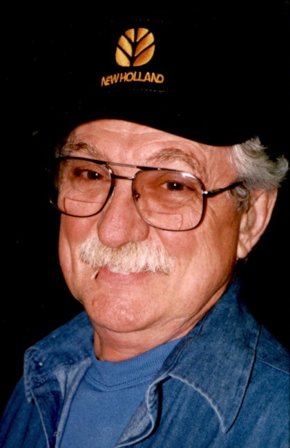 Obituary of Robert Carl Tuttle