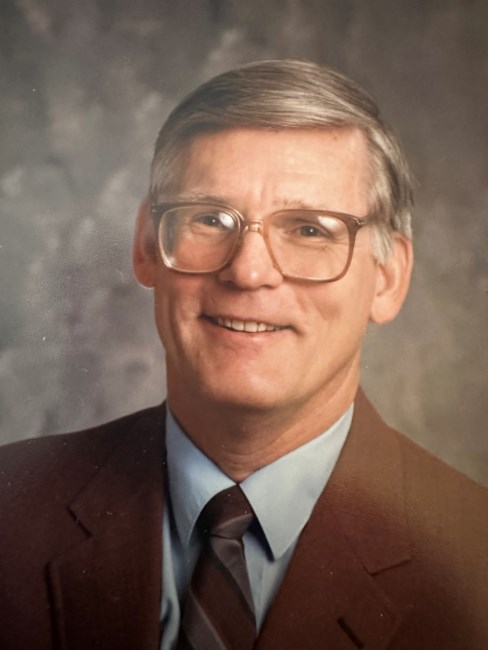 Obituary of Frank William McCollough
