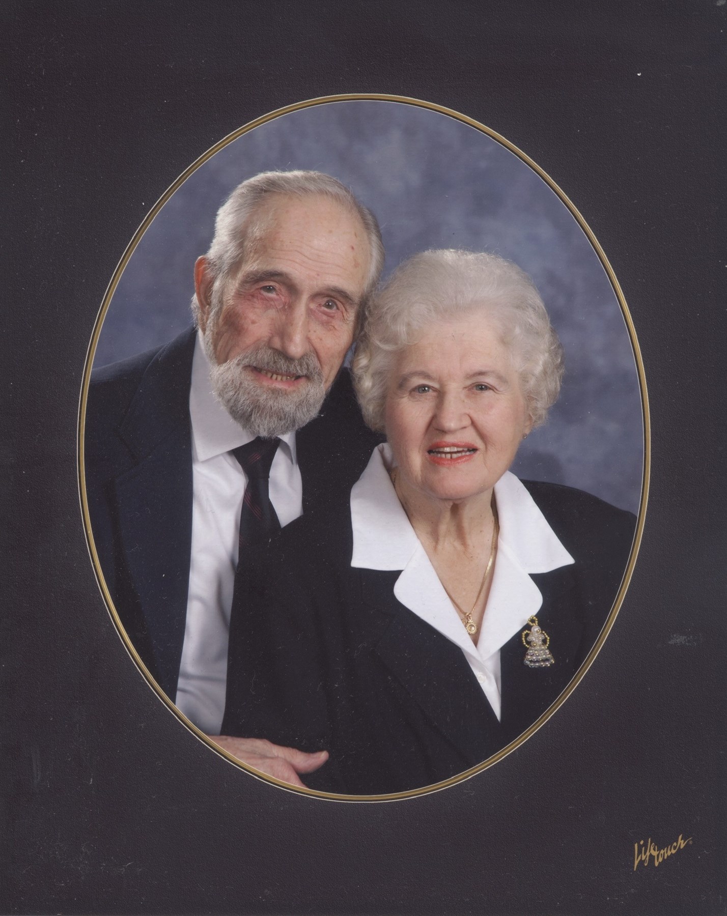 Obituary of Walter Gordon Oakes