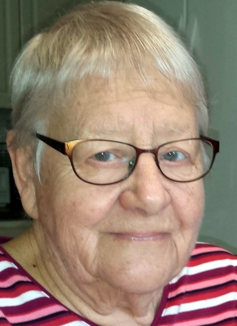 Obituario de Kathleen Margaret Davey