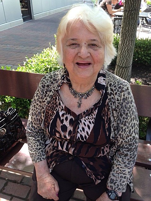 Obituary of Dina Saakov