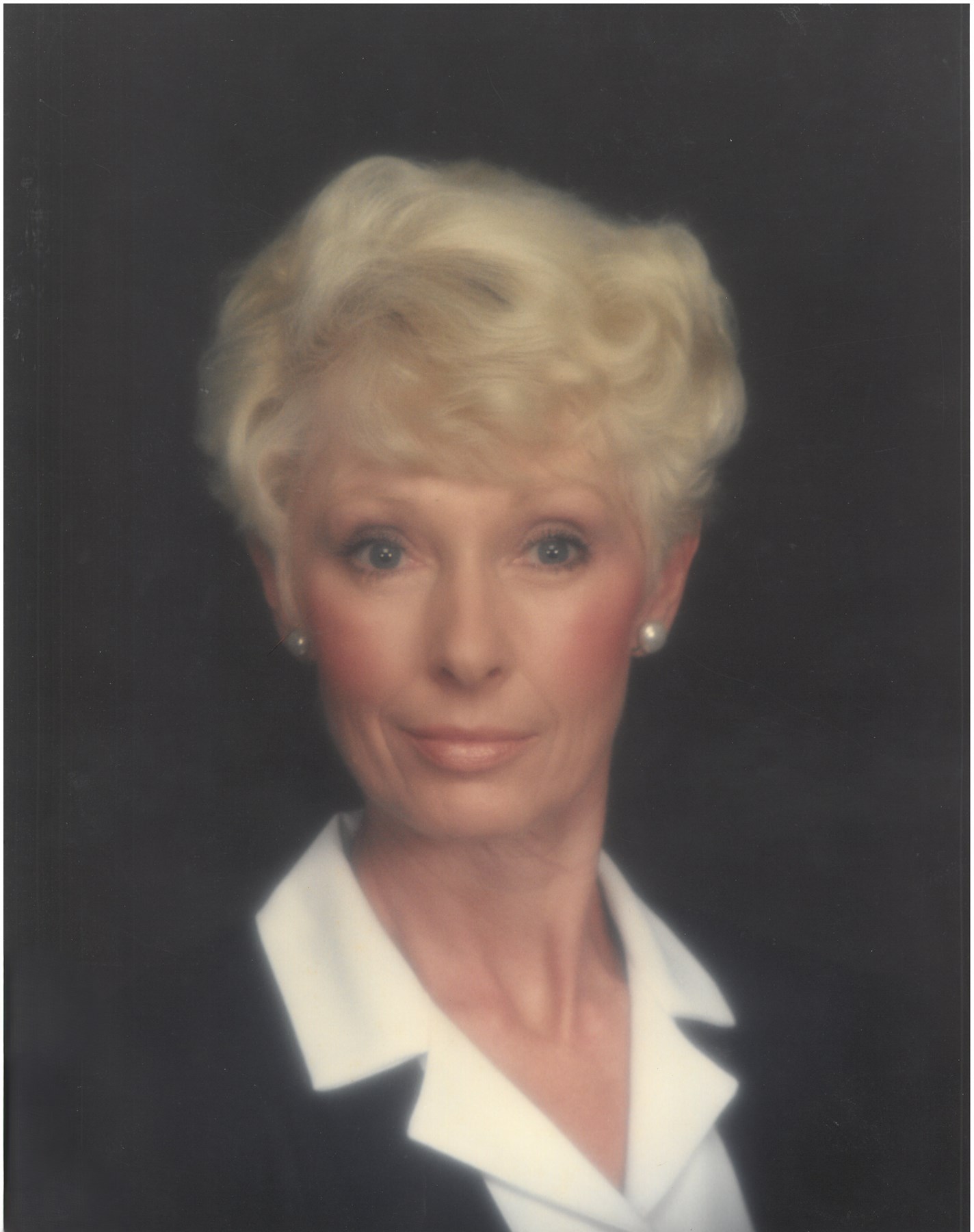 Obituary of Barbara Sue Davis