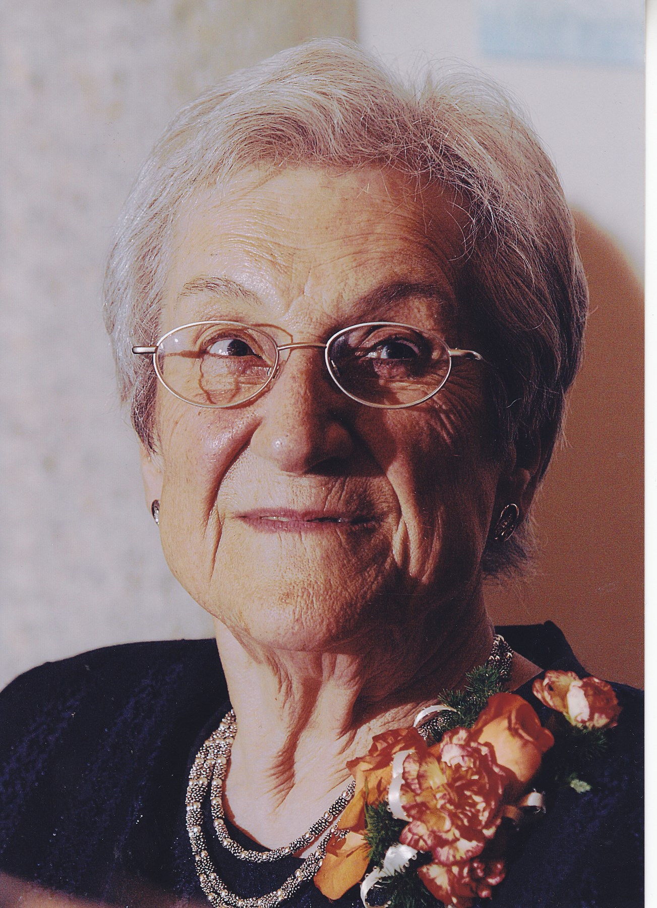 Obituary of Pauline Ross