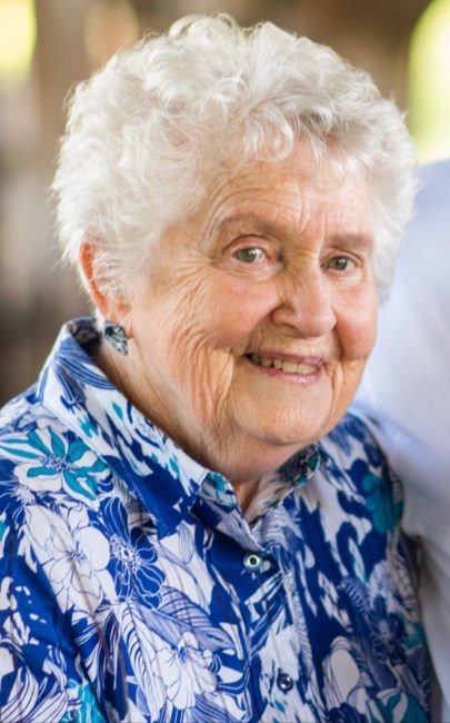 Obituary of Joan Beverley Parkes Fischer