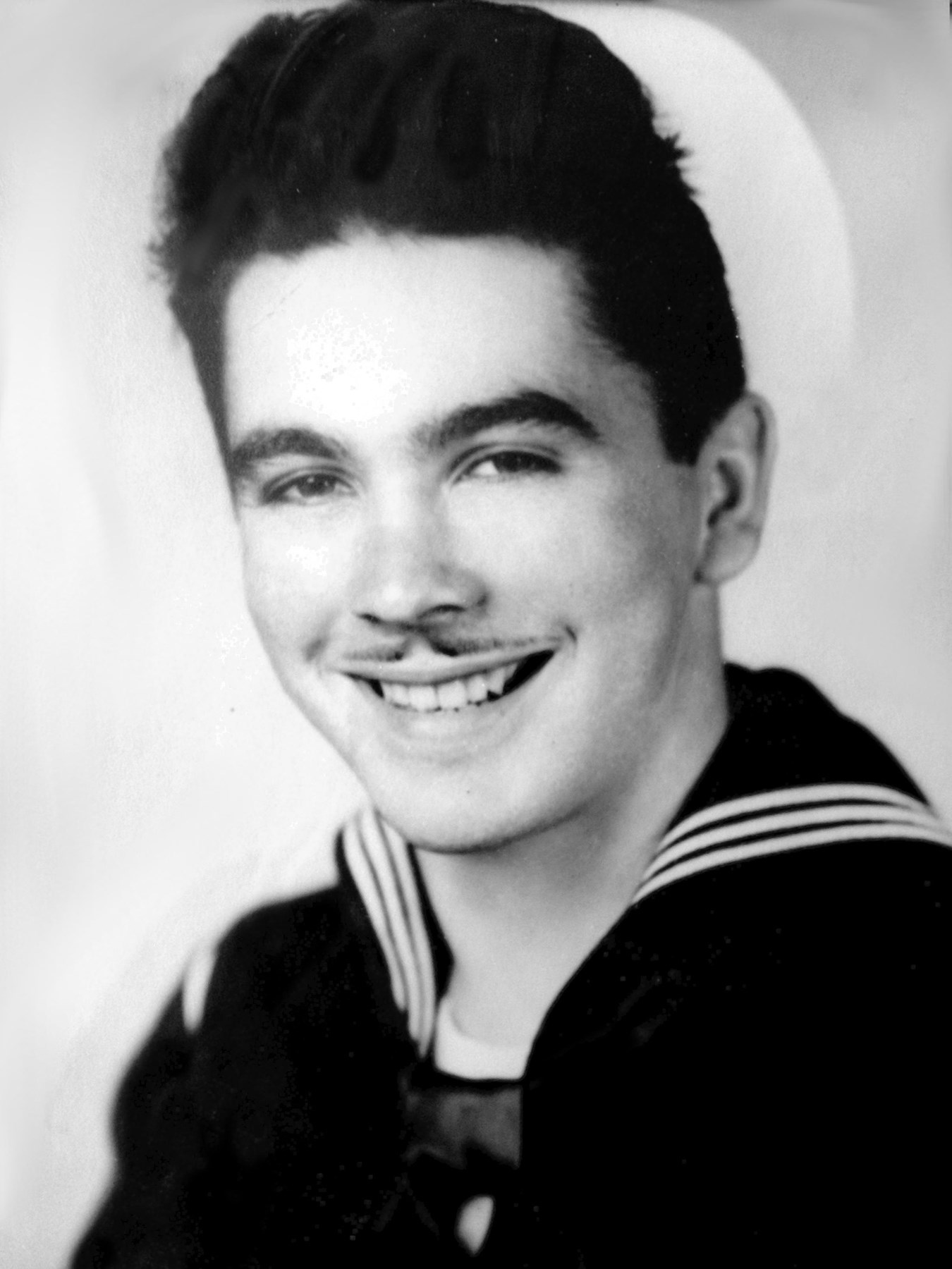 Obituary of Donald Fuller