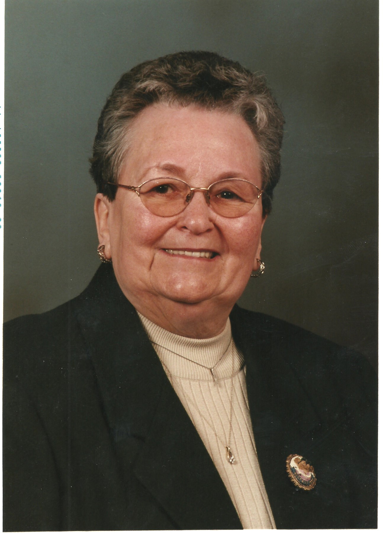 Obituary of Muriel L. Charette